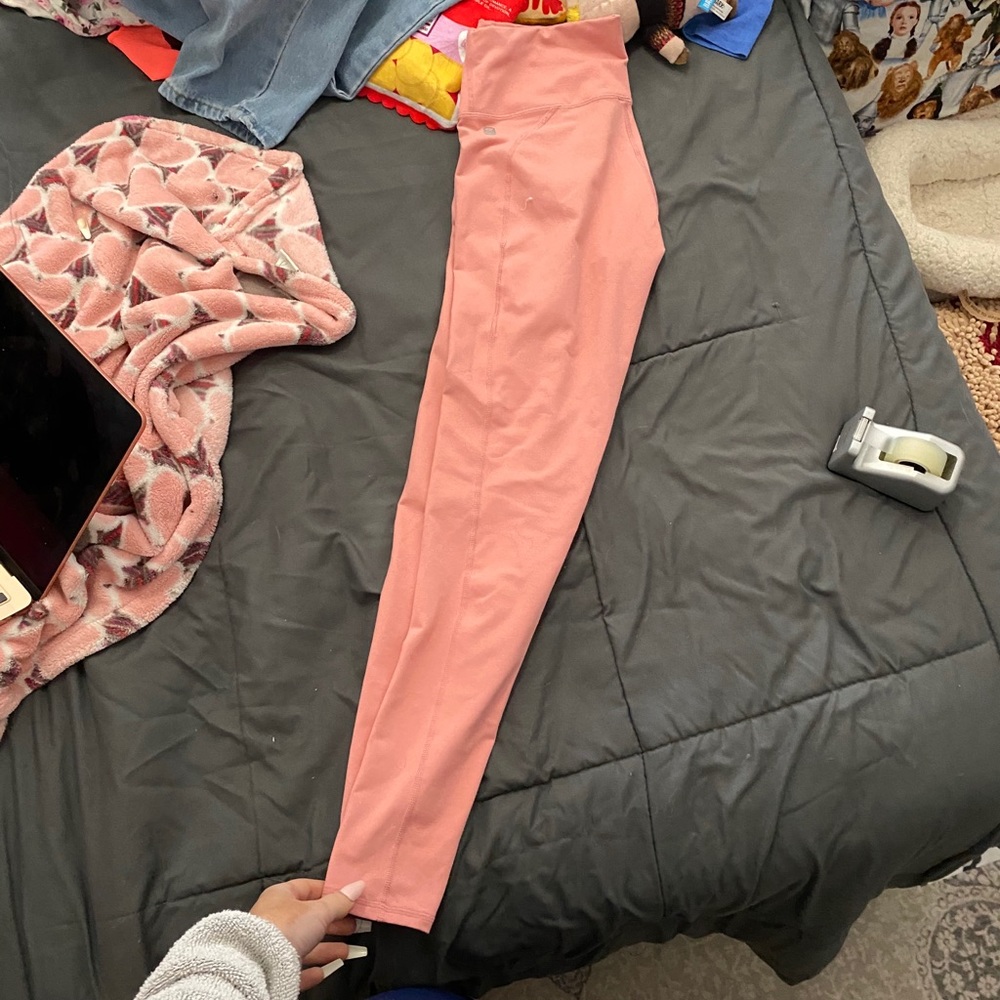 fabletics leggings - Picture 3 of 4